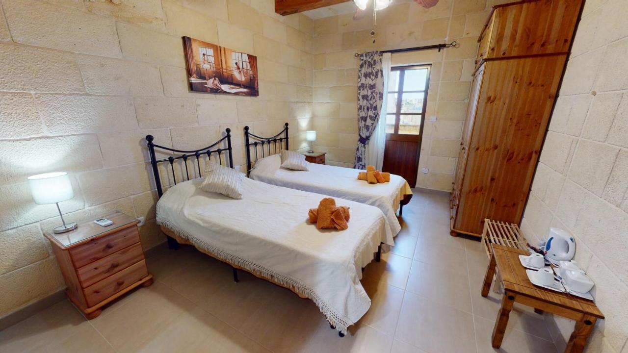 Qala Bed&Breakfast With Swimming Pool - Il-Wenniessa Exterior foto